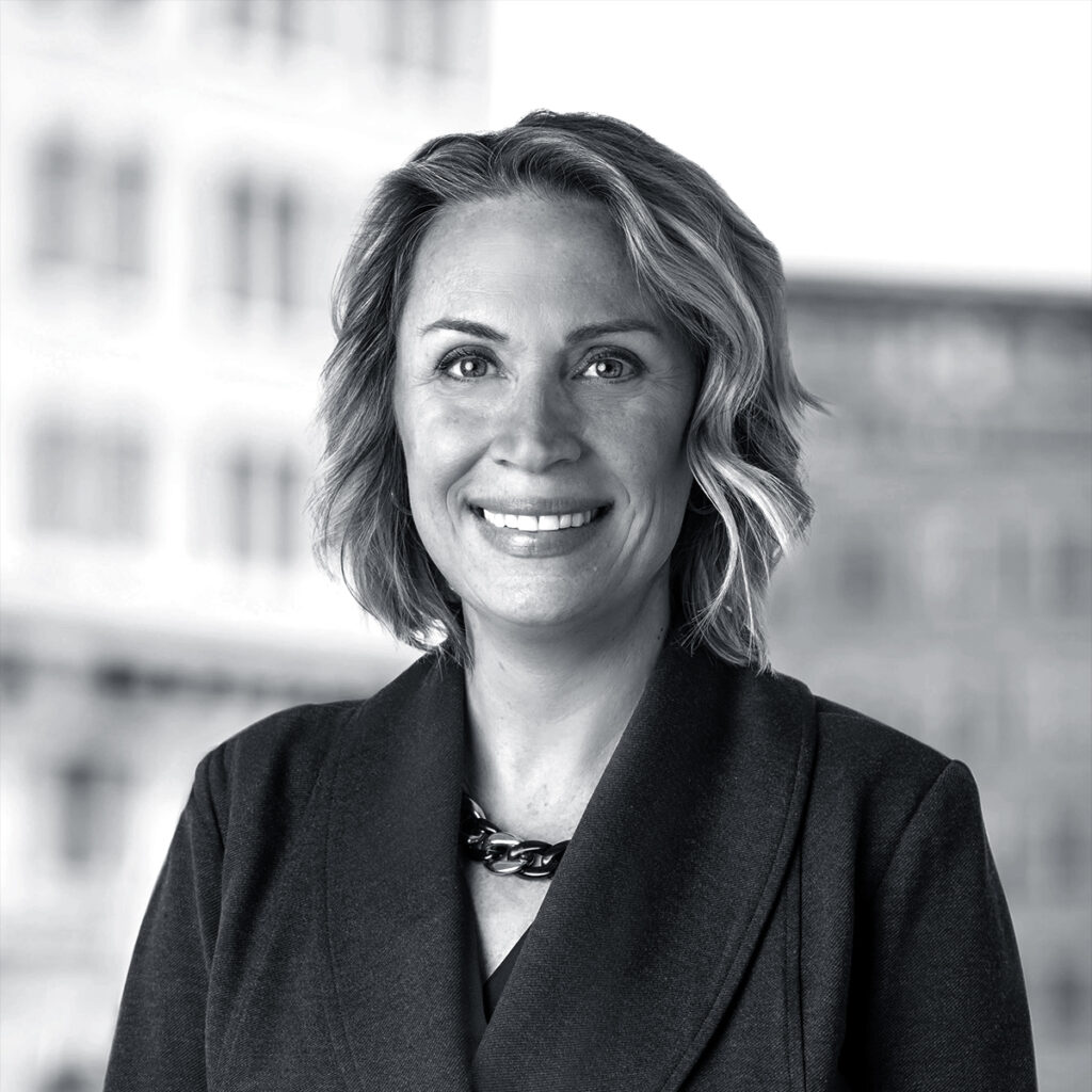 Operose-Angie-Newbauer-Frameless