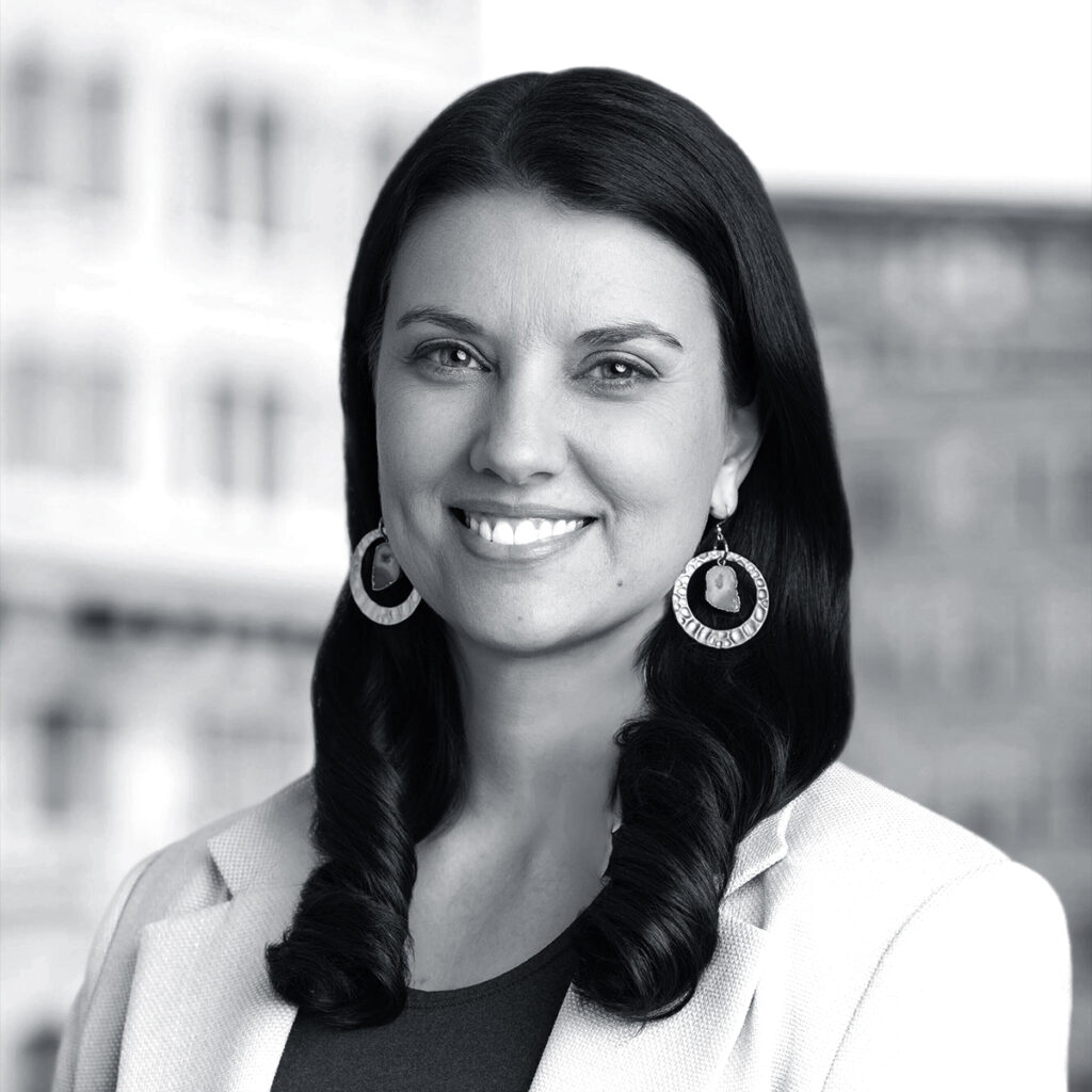 Operose-Christiana-Schaefer-Frameless