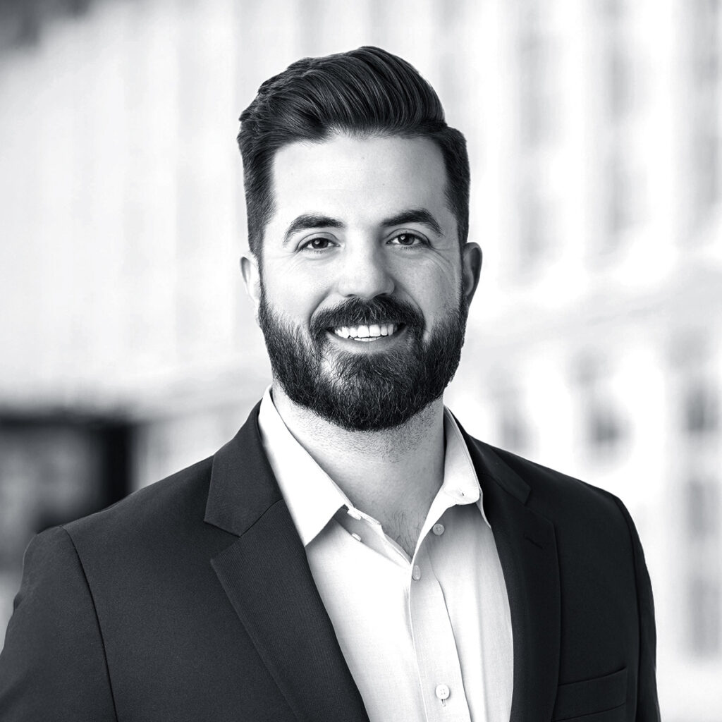 Operose-Jason-Kausalik-Frameless